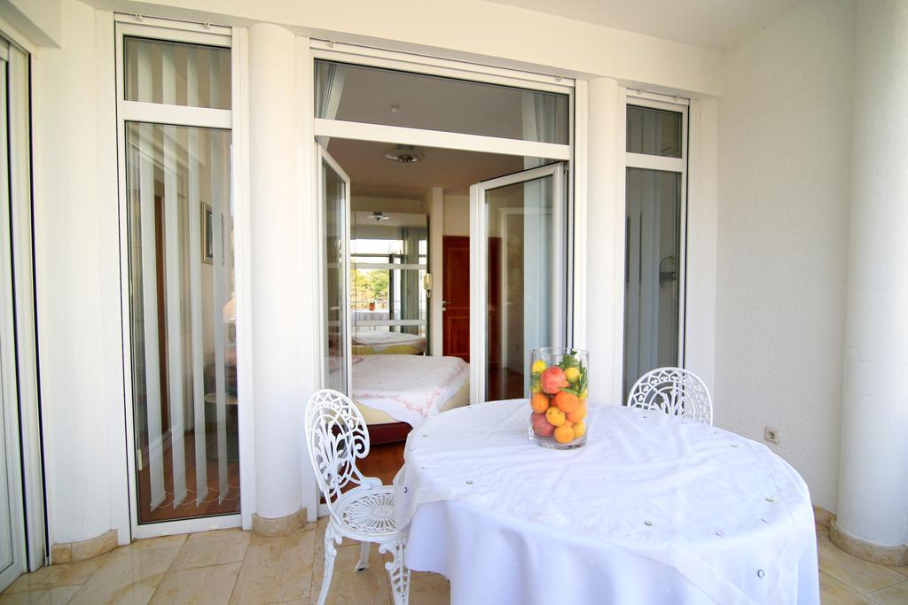 Villa Perla Baska Luaran gambar